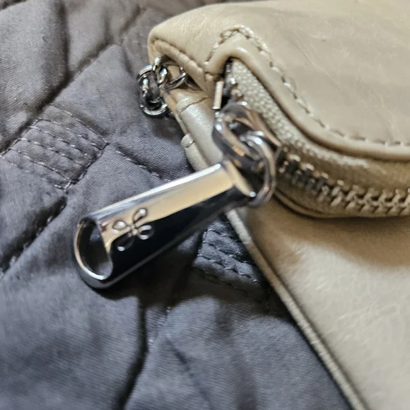 HOBO Cream Leather Wristlet with Chain Strap - Picture 4 of 16